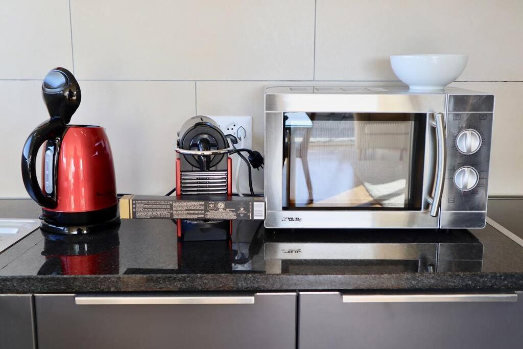 Spacious And Bright 2 Bedroom With Terrace * Lausanne