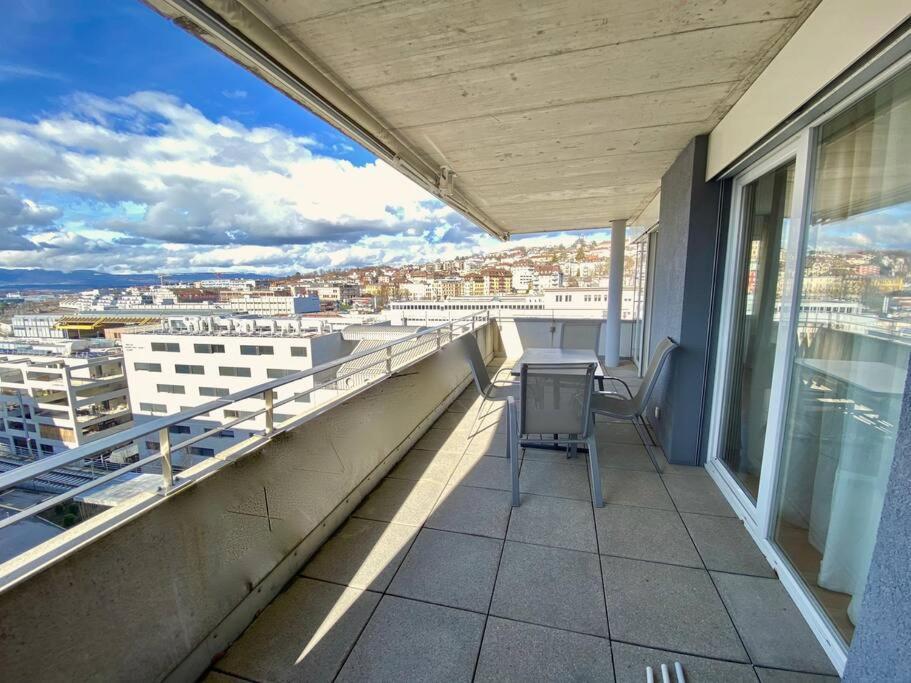 Apartment Spacious And Bright 2 Bedroom With Terrace *